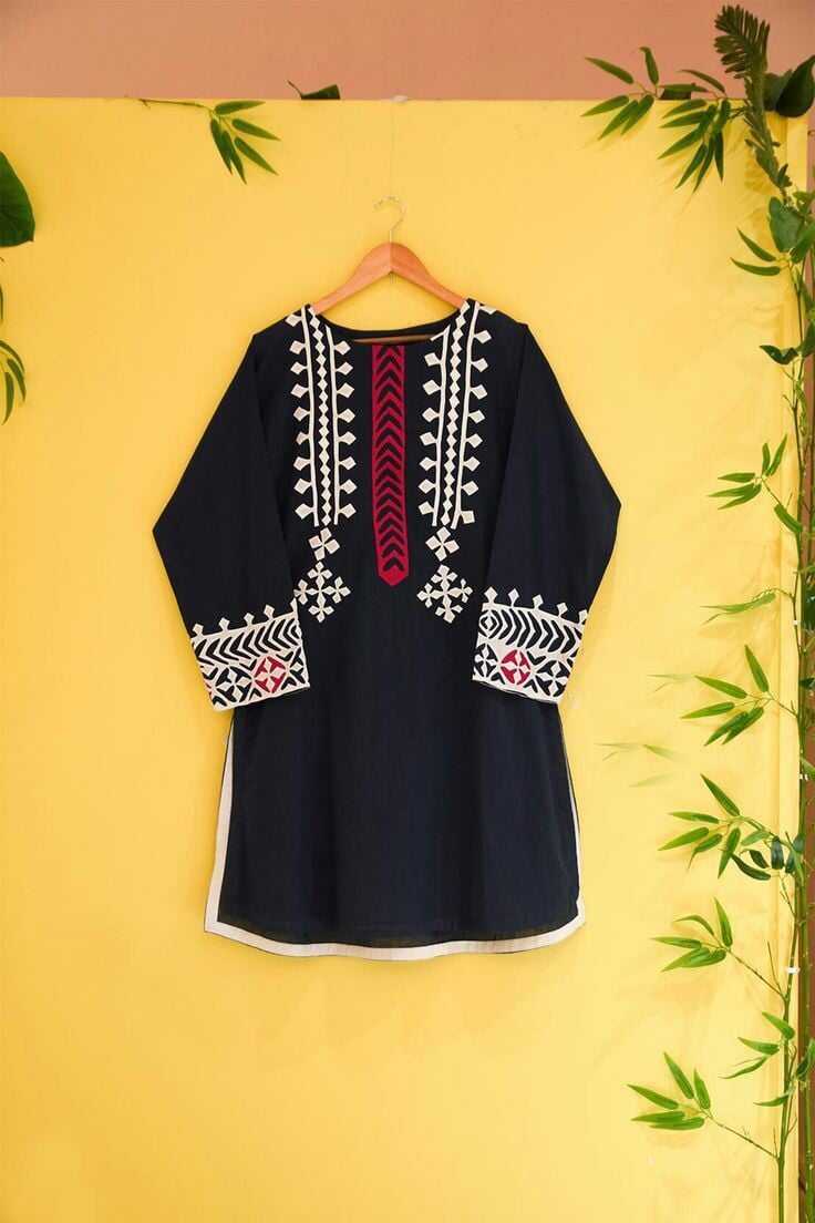 Handcrafted Applik Unstitched Bareeze Lawn Cotton Shirt Piece Unstitched Aura Crafted Studio 