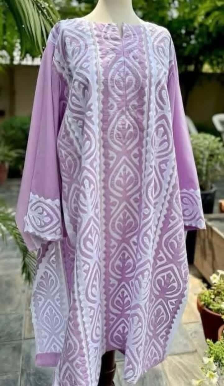 Intricate Handcrafted Appliqued Premium Imperial Cotton with Chiffon Dupatta / Ready-to-Tailor 3 Piece Set Unstitched Aura Crafted Studio 